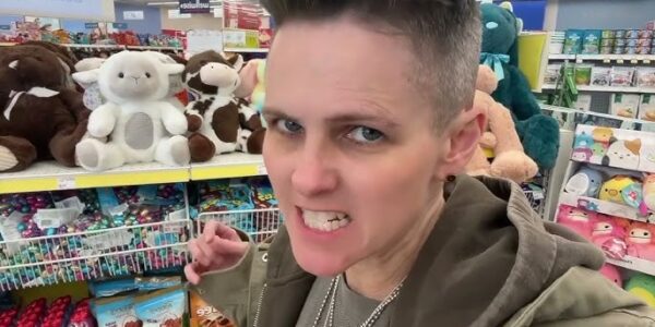 ‘Crazy’ Ontario teacher rips Alberta removing politics from classrooms