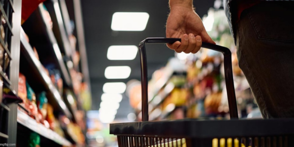 CHARLEBOIS: Disappearing middle distorting Canada’s food economy