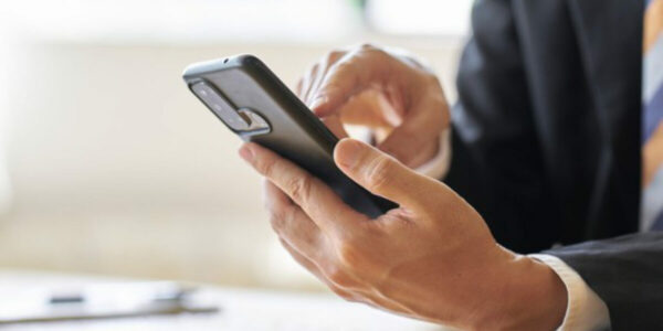 LILLEY: On Bill C-22, Apple, Meta warn that Carney will compromise your data