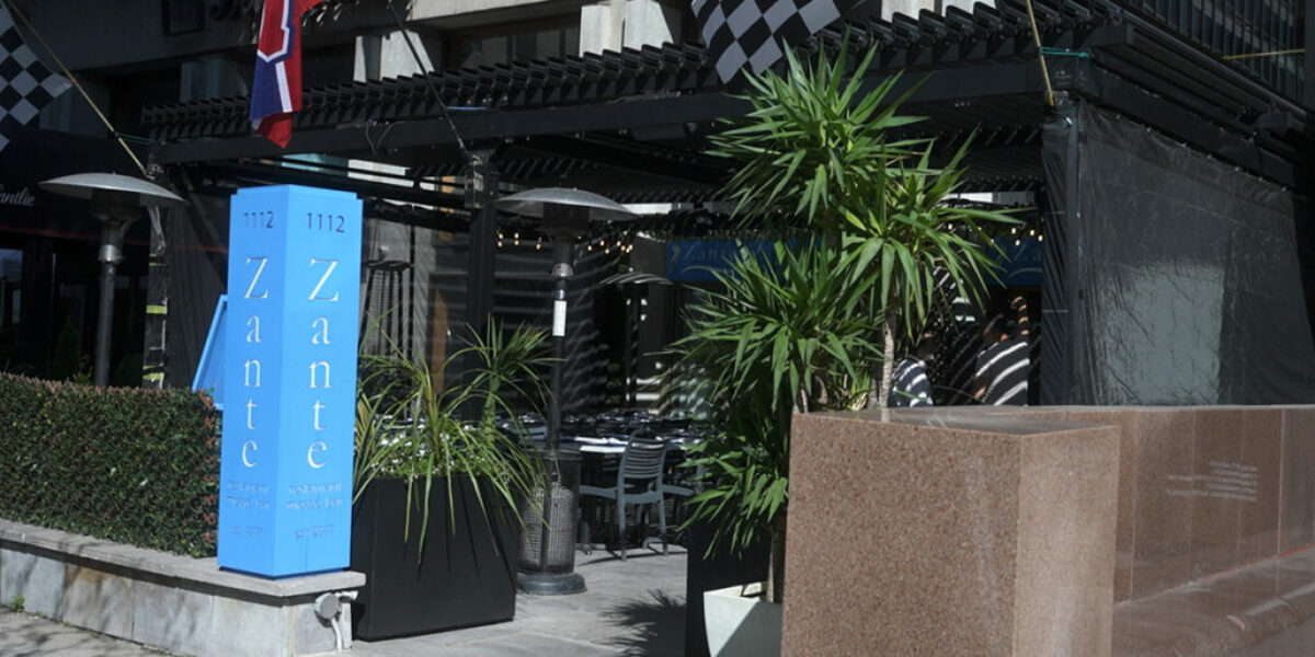 WATCH: Fed-up Montreal restaurant owner blasts pro-Hamas protesters with garden hose