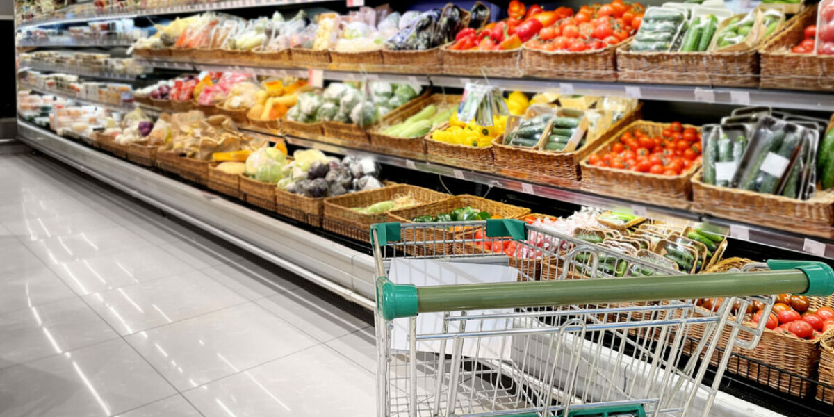 POLL: Canadians say no to taxpayer-funded grocery stores