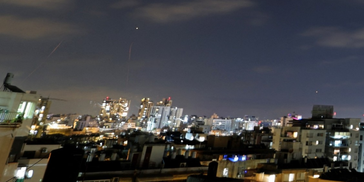 Iran launches missile volley at Israel as ceasefire teeters and prospects for peace fade