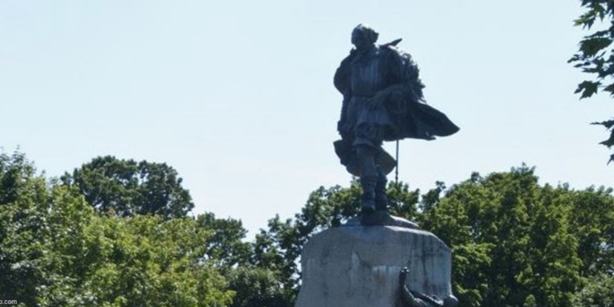 Patrice Dutil: Champlain statue removal an embarrassment for the country