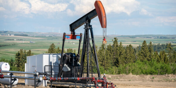 Alberta Fact Check: Are higher wages, lower taxes and more jobs bad for workers?