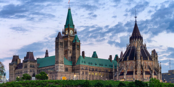 Ottawa bureaucrats take home $201.5 million in bonuses despite missing nearly half their performance targets