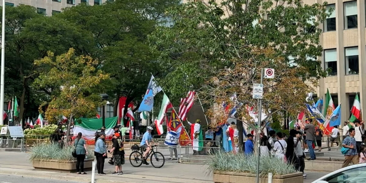 Two-tiered policing in Toronto: Different rules for opposing demonstrations outside U.S. Consulate